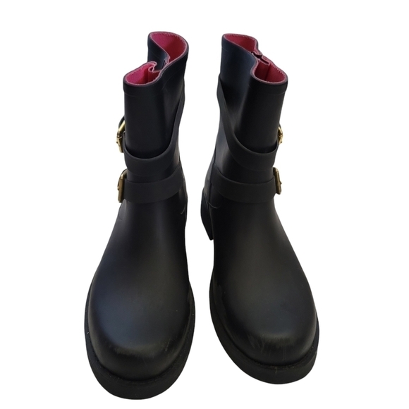 KATE SPADE  PAMELA Rain Moto Black Size 11 Rubber Bow Gold Buckles Ankle Pull On - Picture 1 of 10